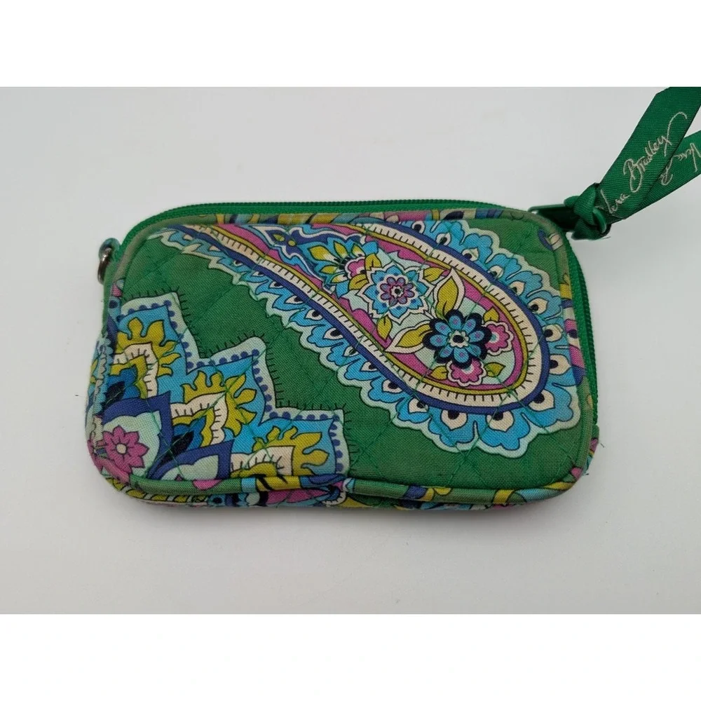 Vera Bradley EmerWristlet Wallet Handbag Green Floral‎ Design